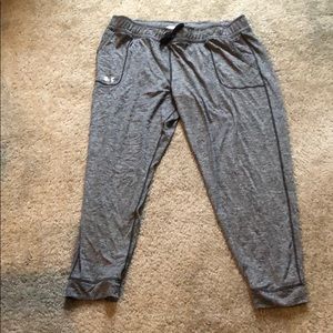 Under Armour Gray Heat Gear Capris
